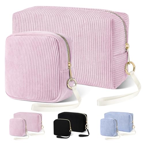Serviettes hygiéniques en velours rangées dans leur pochette rose