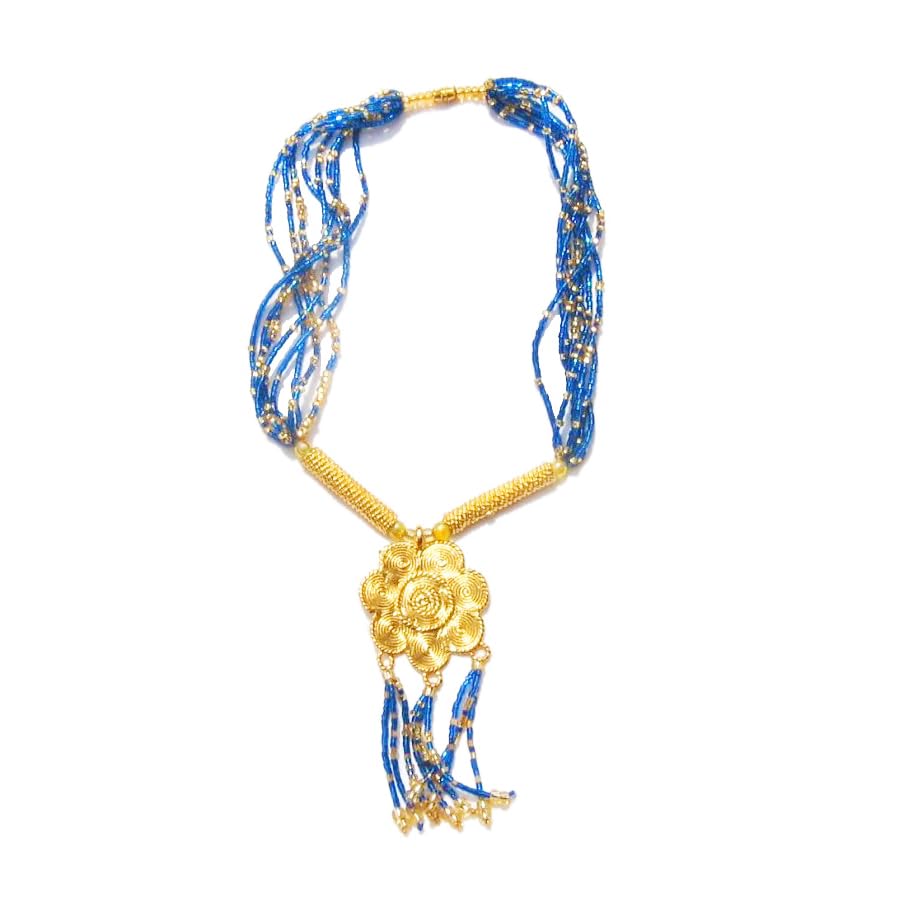 Collier africain M'Posa, pendentif floral et perles bleues durables aux reflets dorés