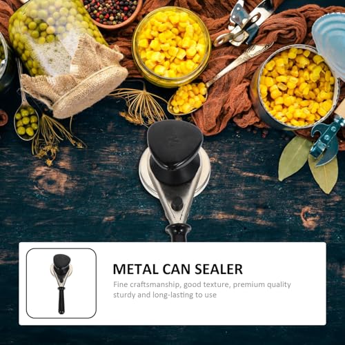 Sertissage canettes sans fuite grâce à cette machine manuelle compacte et robuste
