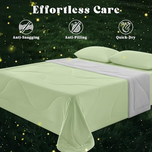Image of Cooling Comforter Twin Size, Double-Sided Cooling Blanket for Hot Sleepers & Night Sweats, Arc-Chill Q-Max > 0.4 Breathable Ice Blanket, Lightweight Cold Comforter (68''x90'', Light Green)