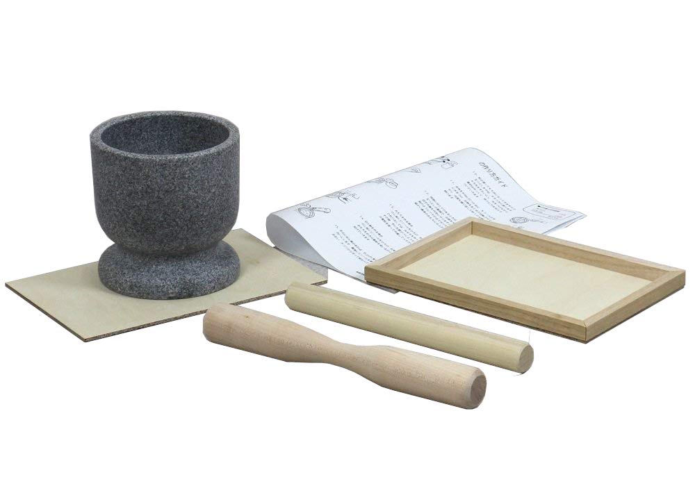 食べたい分だけ！ミニ 餅つき セット 2合用 みかげ石　食育 Amazon | みかげ石 食べきり餅つきセット2合用 実演DVD付 | ナガノ産業