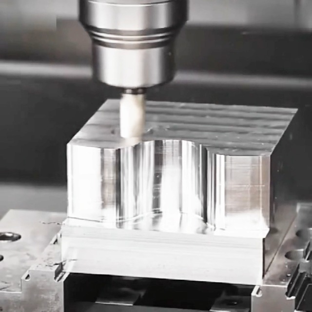 Image of 2 PCS Square Nose End Mill 4 Flute TISIN Coated Milling Cutter | 3 /4''shank carbide flat end mill bits suitable for CNC machining iron material up to HRC55 hardness with anti wear coating