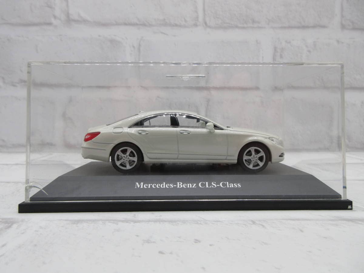 メルセデス ベンツ 使い CLS 1/43 ミニカー