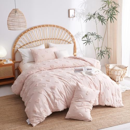 Image of Boho Tufted Comforter Set King Size Pink Heart Tufted Textured Bedding Set 3 Pieces Farmhouse Shabby Chic Embroidery Bed Set Soft Jacquard Comforter for All Season with 2 Pillowcases