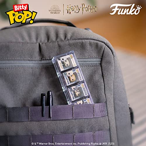 Funko Bitty Pop! Harry Potter - Albus Dumbledore™, Nearly Headless Nick™, Minerva McGonagall™ et Une Mini-Figurine Mystère en Surprise - 2.2 Cm Collectionnable - Étagère Empilable Incluse