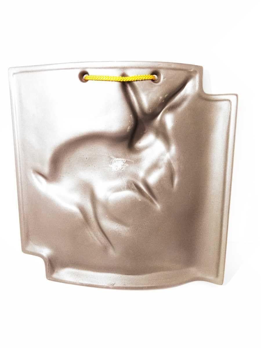 干支額瓦　置物　干支縁起物　兎 Amazon.co.jp: 三陶園造 干支瓦 兎 うさぎ 卯 額瓦 飾 縁起物