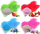 Jeder Aromazucker für sich aber auch zusammen eignet sich hervorragend zum Verzieren von hausgemachten Backkreationen, als Topping von Cupcakes oder zum Dekorieren von Muffins. Setzen Sie doch einfach einmal ihre selbstgemachten Cake Pops farblich in die gewünschte Szene. Ebenfalls können Sie einen Tortenrand mit diesem Dekorzucker farblich hervorheben und somit in ein kleines Kunstwerk verwandeln. Oder versehen Sie einfach ein Cocktailglas mit einem feinen Rand – schön Retro!