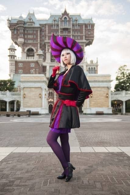 ディズニー ヴィランズ フロロー手下 ヴェール 衣装 Amazon.co.jp: ヴィランズフロローの手下 ヴェール コスプレ衣装