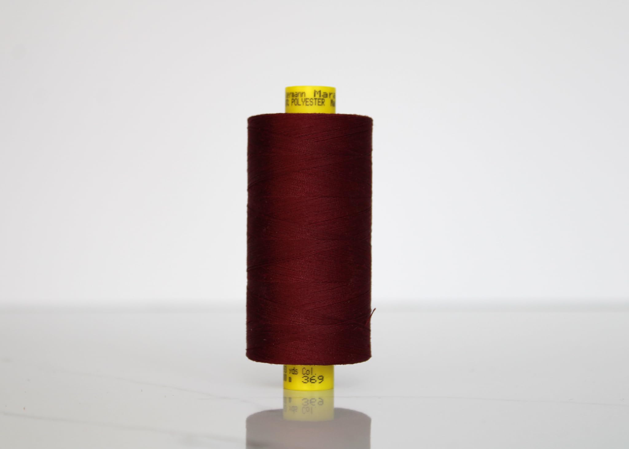 Gutermann 120 Allzweckgarn (Rottöne) – Premium-Polyestergarn zum Nähen und Basteln – Nähmaschine/Handnähen (wählen Sie aus 3 Spulen oder einer Box) (369, 10)