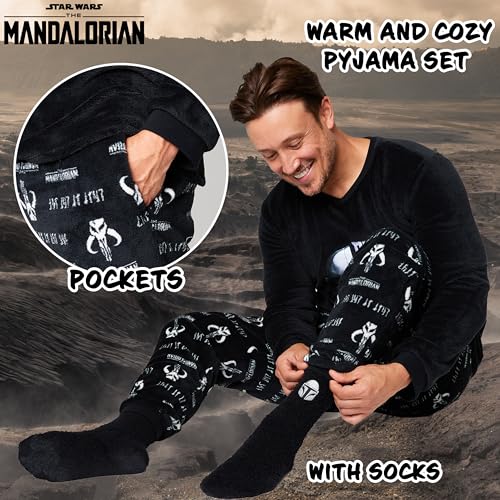 Disney The Mandalorian Mens Pyjamas Set with Fluffy Socks - Fleece Long PJs Lounge Set for Men Teenagers Gifts for Him3