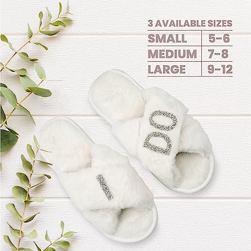 Bride Gifts – Cozy White Fur Bride Slippers and Pink Bridesmaid Slippers for Bridal Shower, Bachelorette Party, Engagement Party, Wedding Day3