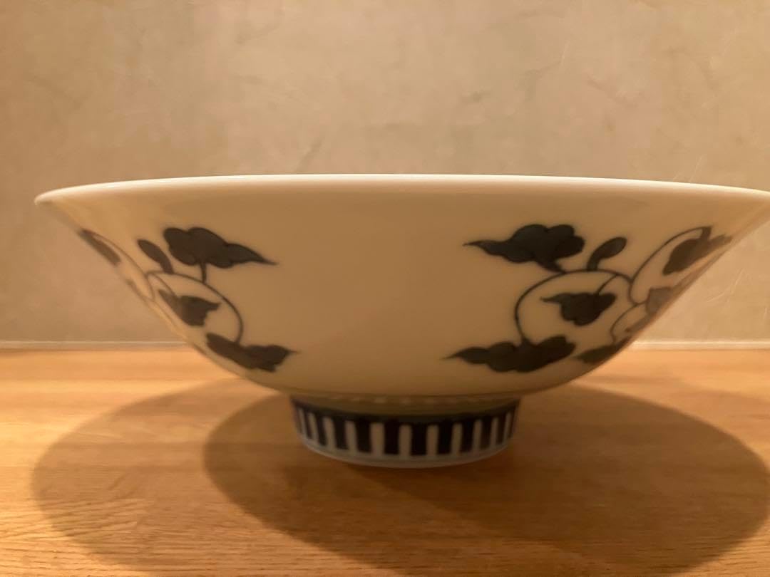 大清乾隆年製』銘 景徳鎮薄胎小碗 径8.3cm 中国名磁 共箱 清“大清