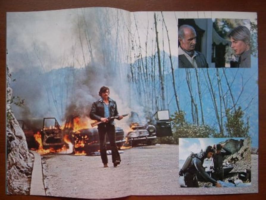 Amazon.co.jp: 映画パンフレット メカニック(1972作品) 編集:松竹株式