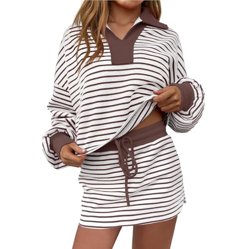 Jupe-short et sweat-shirt à manches longues au motif rayé dynamique