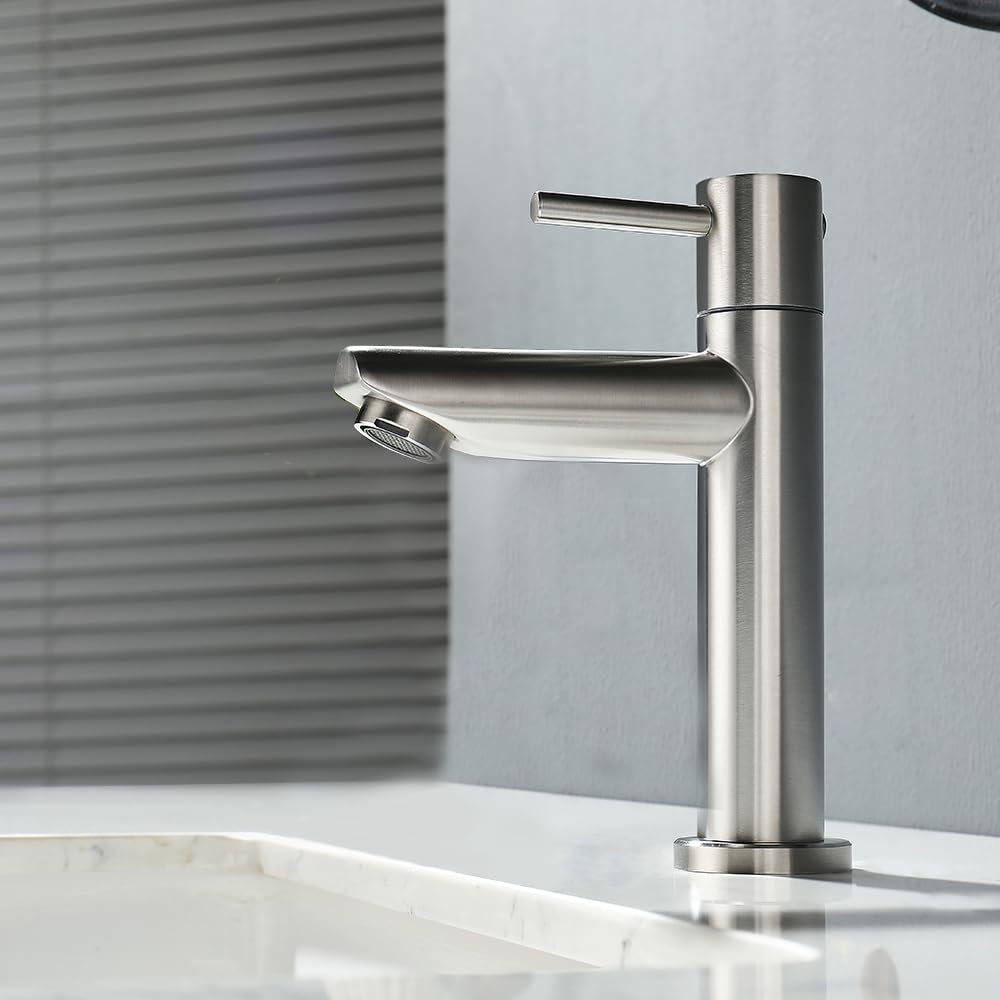 Enkele koudwaterkraan, koudwaterkraan, gasten, toilet, premium kraan, koud water met 60 cm aansluitslang met filtermond, voor wastafel, badkamer, keuken Enkele koudwaterkraan, koudwaterkraan, gasten, toilet, premium kraan, koud water met 60 cm aansluitslang met filtermond, voor wastafel, badkamer, keuken