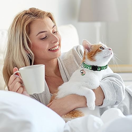 Image of 2PCS Breakaway Cat Collars with Bell Cute Kitty Glow in The Dark Adjustable Kitten Collars(Deep Green&Black)