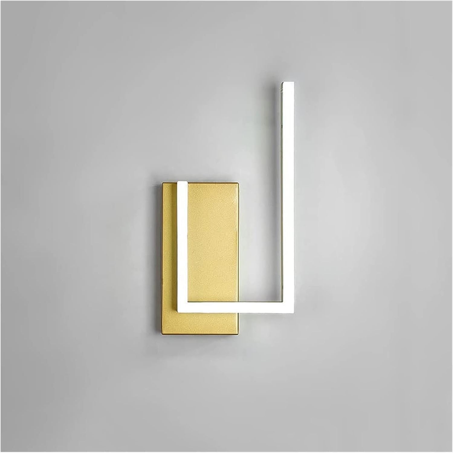Accesorio de iluminación de pared lineal dorado con acabado premium