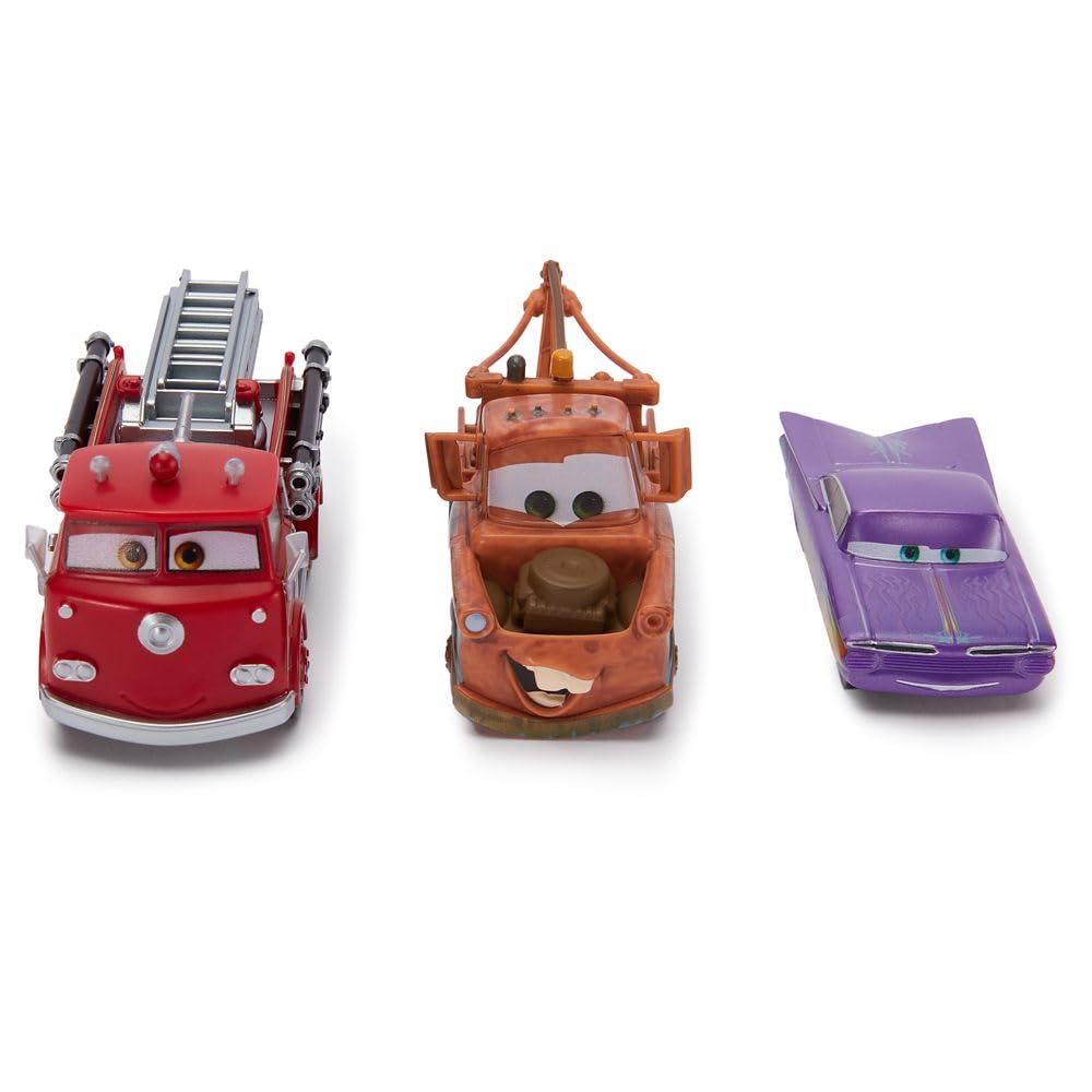 Amazon.co.jp: ディズニーストア公式カーズフィギュアセット