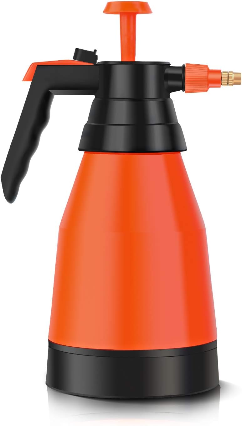 Beewarm Pump Sprayer Garden Sprayer 50.72-Ounce Plant Mister Bottle 1.5 Liter Water Spray Bottle for Cleaning Solution in Lawn