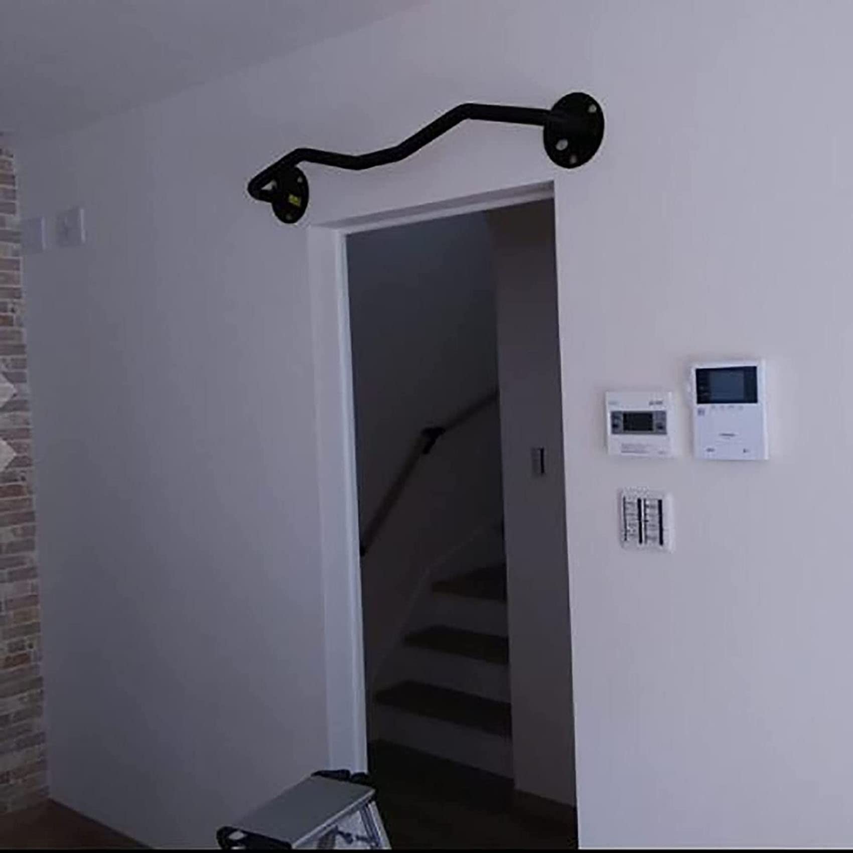 Amazon.co.jp: 懸垂バー 幸せな家 壁掛け懸垂バー懸垂棒 壁に取り付け