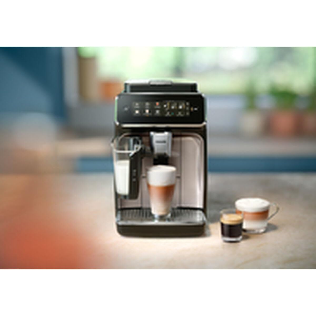 PHILIPS Macchina per caffè espresso serie 3300-6 specialità di caffè premendo un pulsante, LatteGo: sistema latte senza tubi, facile da pulire in 10 secondi, SilentBrew 40% più silenzioso