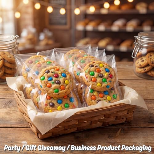 Image of Wowfit 200 CT 5x7 Clear OPP Plastic Bags, Re-Sealable Self-Sealing Cello Bags Great for Cookies, Decorative Wrappers, Party Favors, Candy and More (5' x 7')