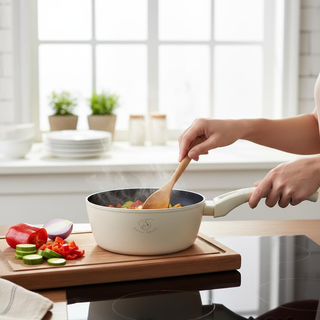 Royal Swiss® 5-teiliges Töpfe-Set mit abnehmbarem Griff | Kochtöpfe 14/16/18/20 cm + Universal-Glasdeckel | Induktionsgeeignet, Platzsparendes Kochset für alle Herdarten (Beige, normal)
