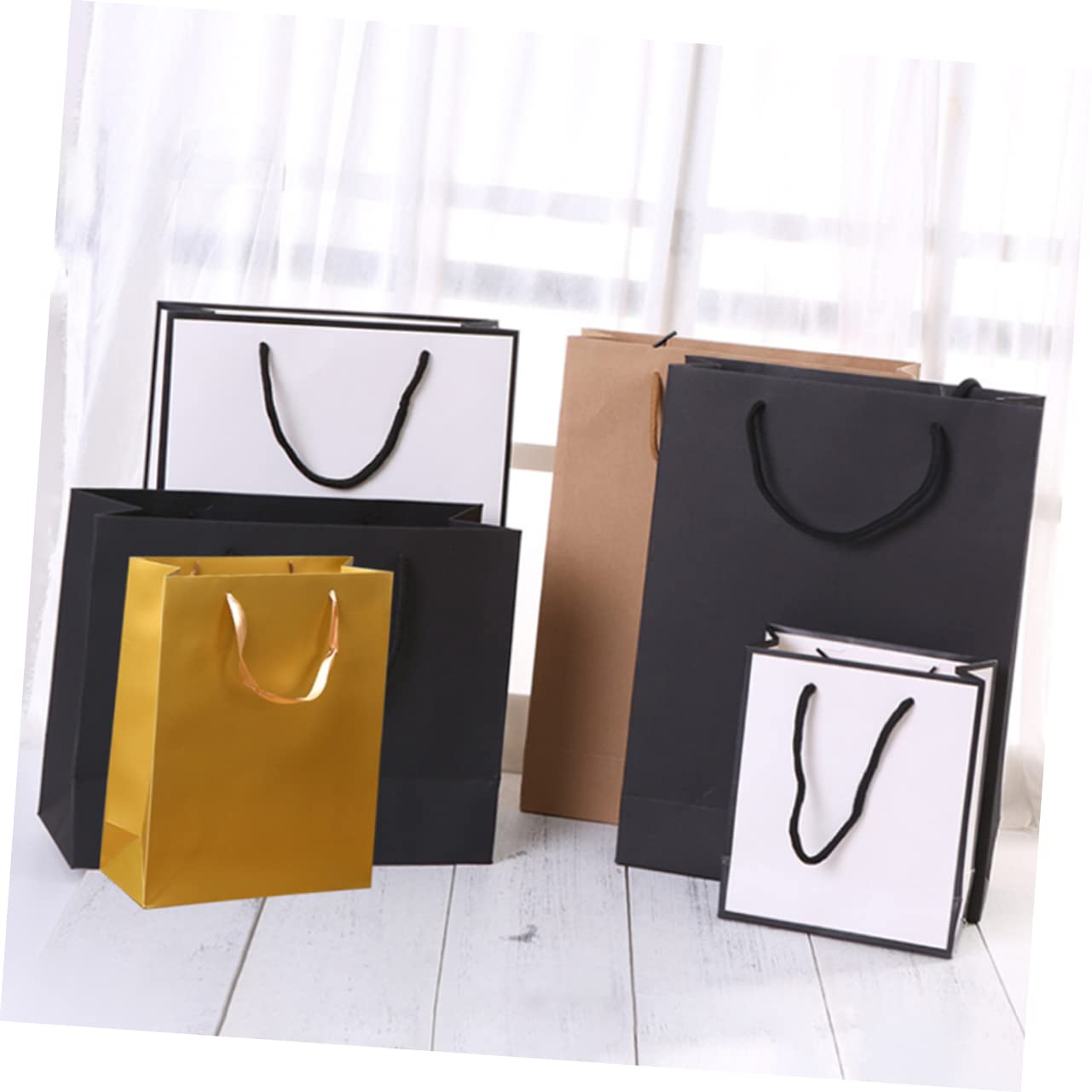 Mikinona Papiertüten in Gold Kraftpapier mit Großer Kapazität 12 Stück und Einfachem Falten Elegante Tragetaschen für Tägliche Aufbewahrung und Geschenkverpackung