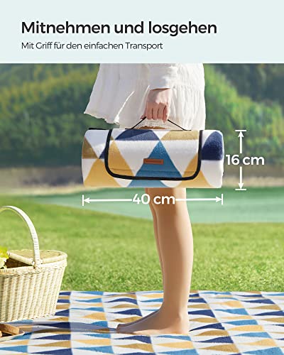 SONGMICS Picknickdecke, 200 x 150 cm, groß, Campingdecke, für Park, Garten, Strand, wasserdicht, faltbar, gelbe und Blaue Dreiecke GCM07S