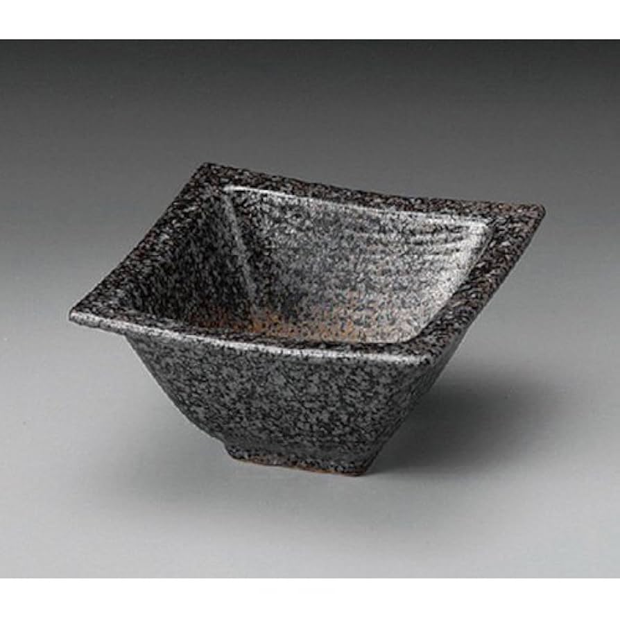 Amazon.com: せともの本舗 Small Bowl (Square), Black Glaze