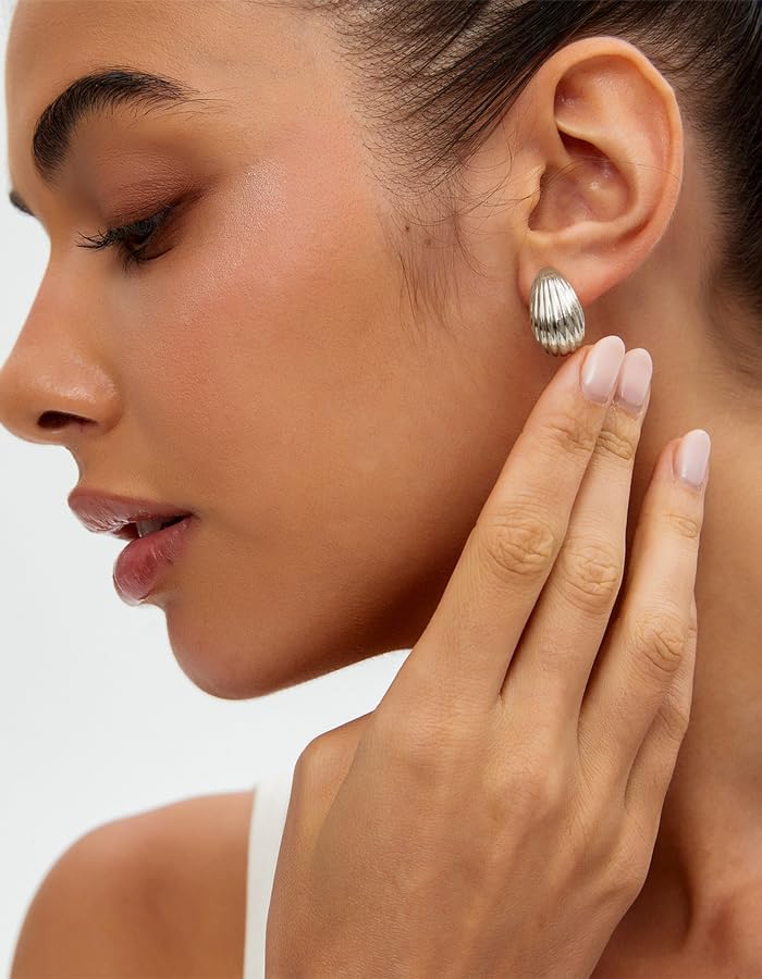 trending now-fashion-watch-jeans-dress-trend of today 26