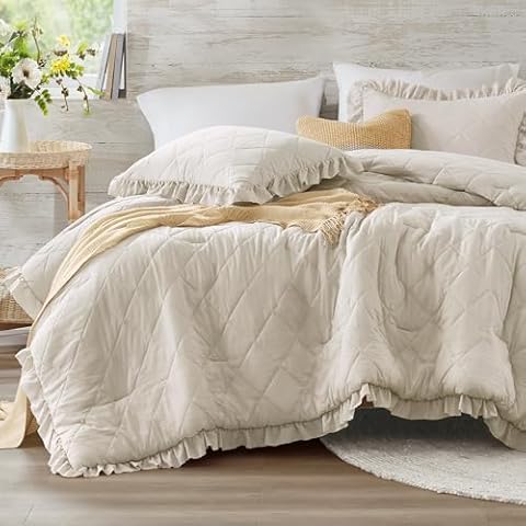 Degrees of Comfort Ruffle Bedding Set, Shabby Chic Farmhouse King Size Comforter Beige, Boho Fluffy Cozy Washed Microfiber Bed Sets with Geometric Lattice Pattern, 3 Piece with Ruffled Pillow Shams Cover