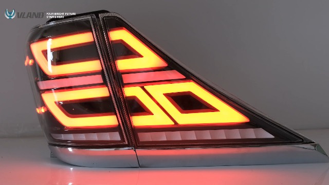忍松　20系ヴェルファイア　テールランプ クリア/ブラック トヨタ 20系 アルファード 30後期 ヴェルファイアルック LED