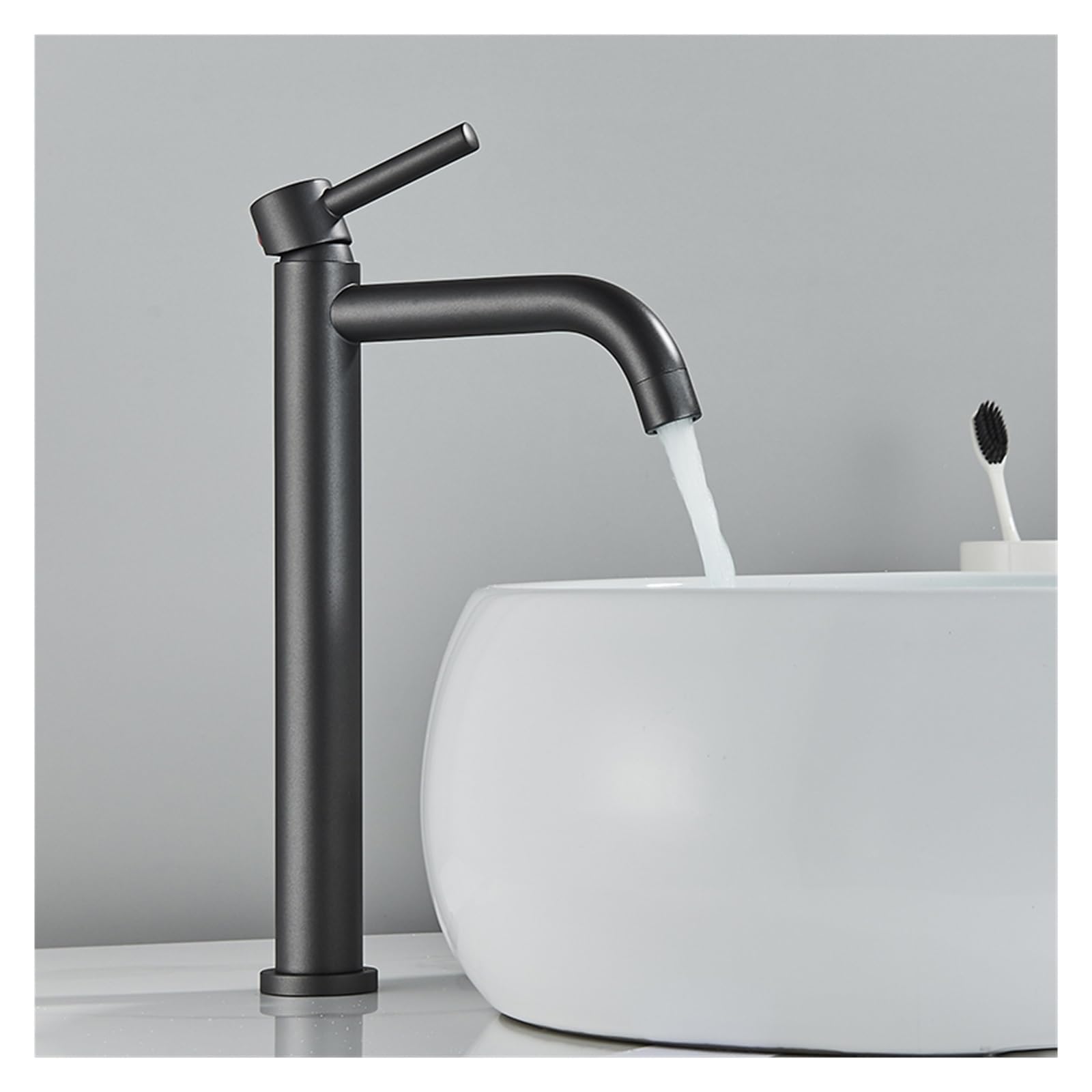 Robinet mitigeur de lavabo eau chaude et froide à commande fluide mince