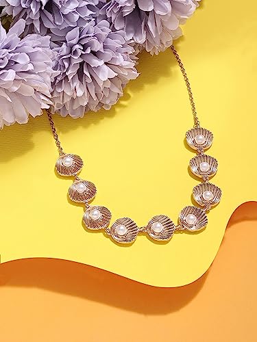 Contemporary Classy Pearl Shell Necklace For Women