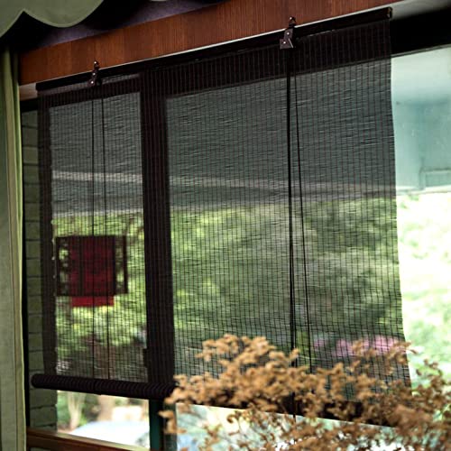 Store enroulable en bambou contre le vis-à-vis de terrasse
