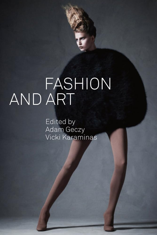 Looking at Fashion /カタログ ファッション アート Fashion and Art | Amazon.com.br