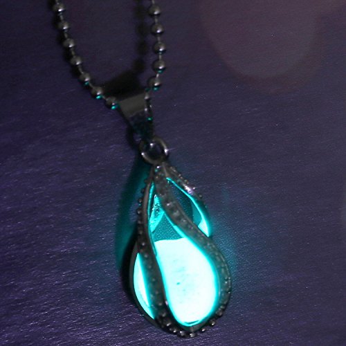 Sisadodo Glow In the Dark Pendant Necklaces For Women Night Moon Luminous Glowing Necklace Fashion Necklace Halloween Party Gifts4