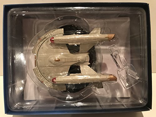 Star Trek Starships U.S.S. Intrepid Die-Cast Vehicle with Collector Magazine