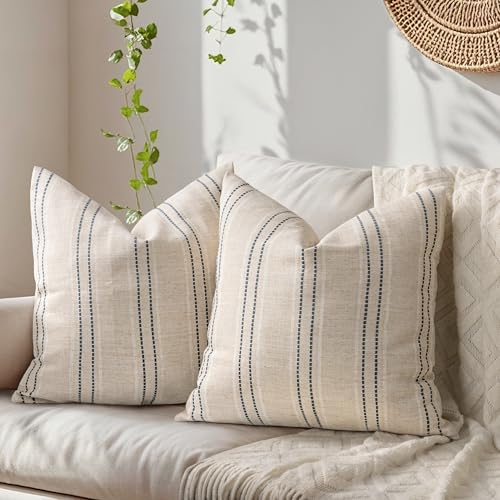 Tone Link. Lot de 2 Housses de Coussin décoratives texturées de Style Rustique pour canapé et Salon (Housse Uniquement) 45,7 x 45,7 cm, Beige avec Rayures...