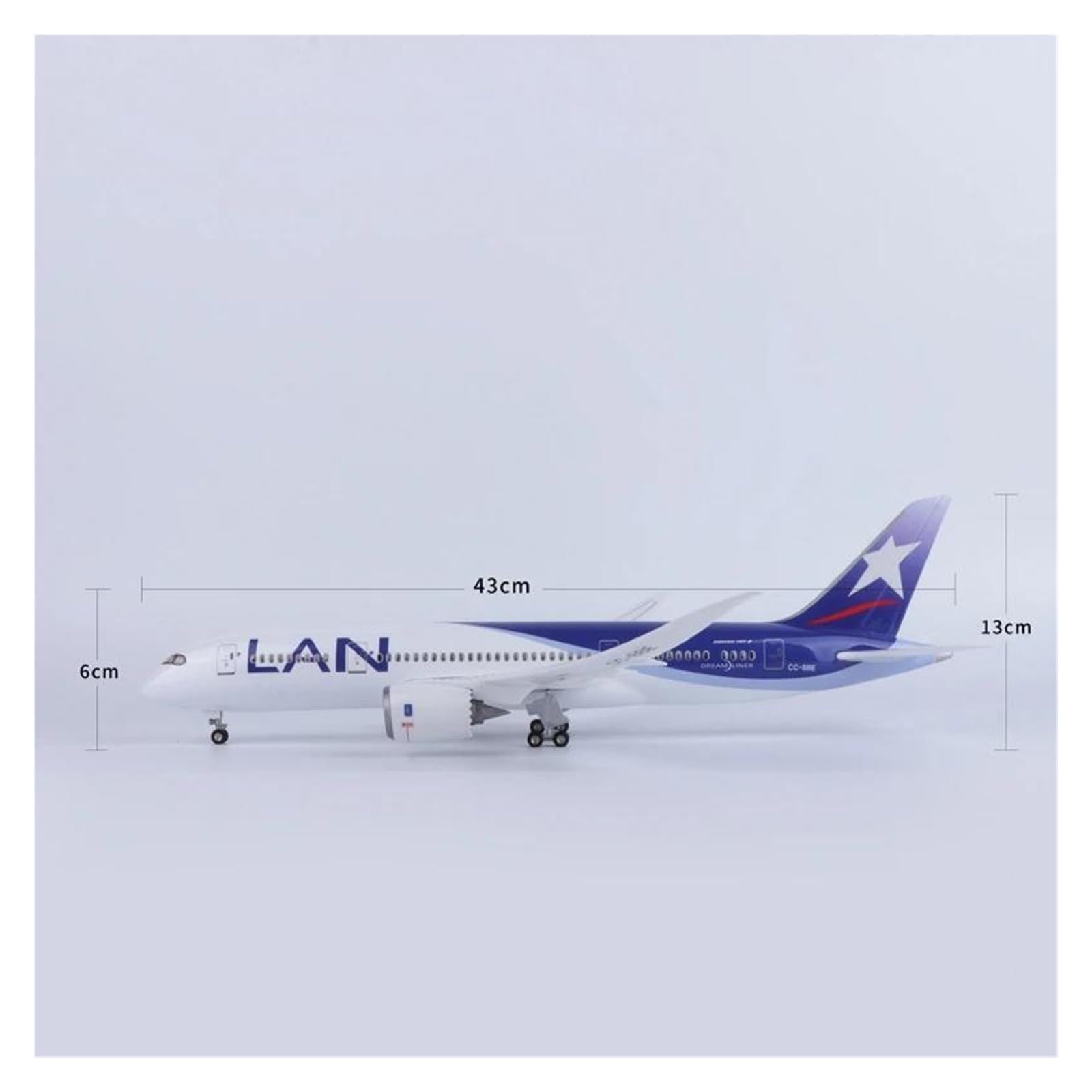Giocattoli per aeroplani pressofusi 47 cm per il modello B737 MAX Dubai Modello di aeroplano in resina raccolto da Aviation Visualizzazione statica Modello di aeromobile Display da tavolo per raccolta