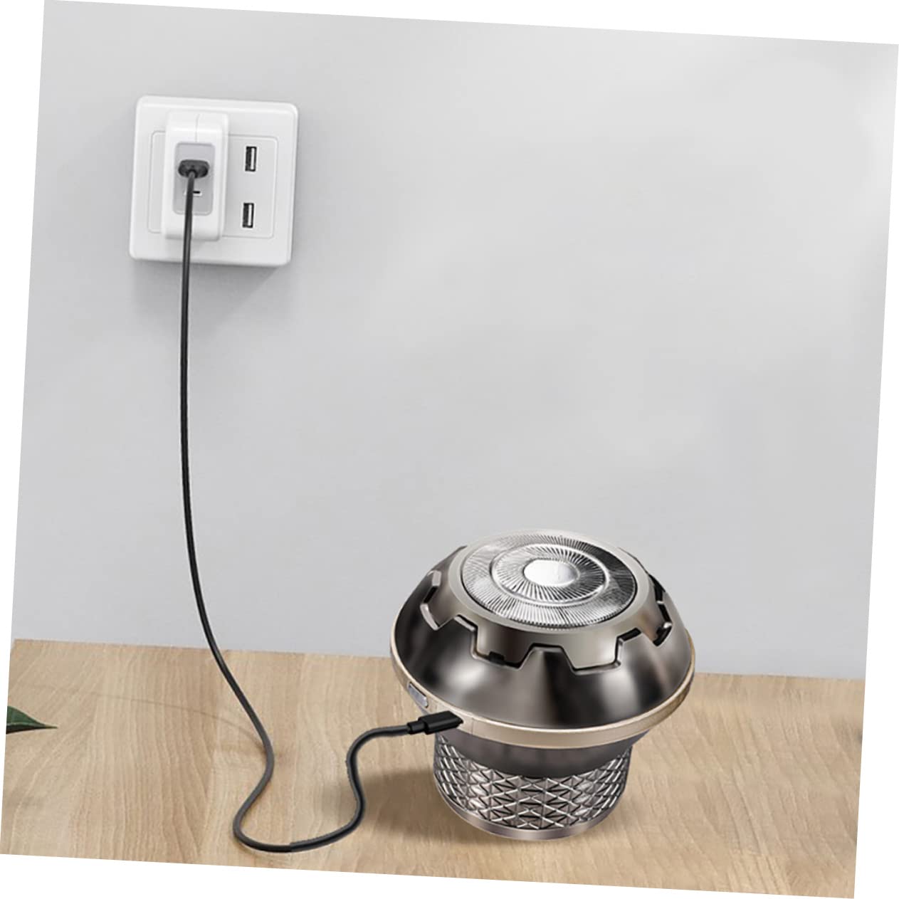 Rasoio Elettrico da Uomo Portatile in Acciaio Inossidabile | Leggero, Facile da Usare, Sicuro e Comodo da Trasportare, Design Compatto per Viaggio
