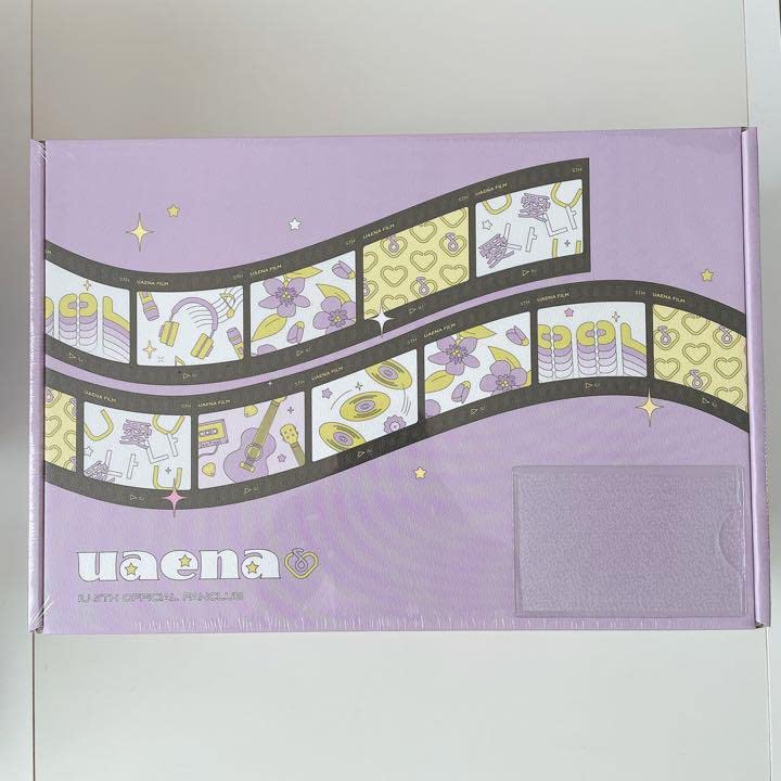 IU 公式ファンクラブ特典(ユエナ5期) IU ユエナ 5th ファンクラブ Uaena Fanclub Kit 5期 - メルカリ