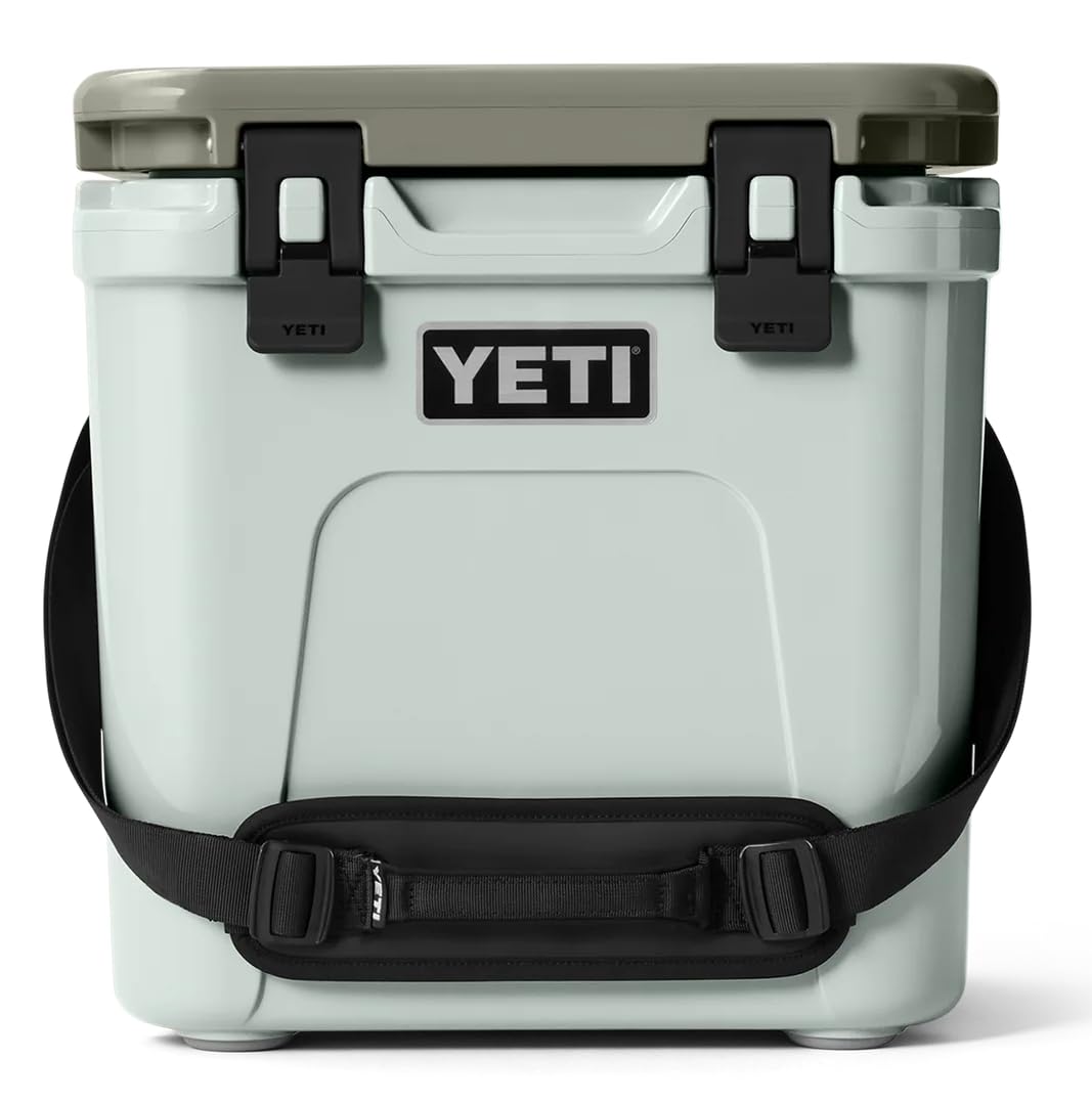 YETI Roadie® 24 - Frigorifero portatile con isolamento PermaFrost™ - Adatto per 33 lattine o 11,8 kg di ghiaccio - Design alto adatto per bottiglie di vino - Raffreddatore compatto da viaggio - 5 anni