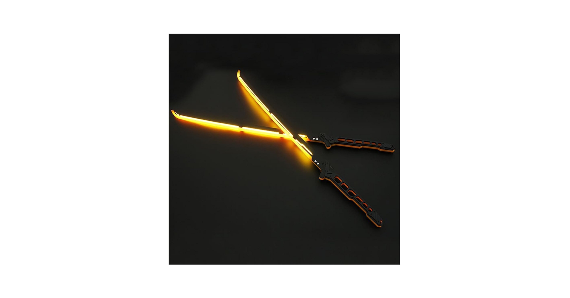 Amazon.co.jp: サイバーパンク 武器 ライトセーバー コスプレ