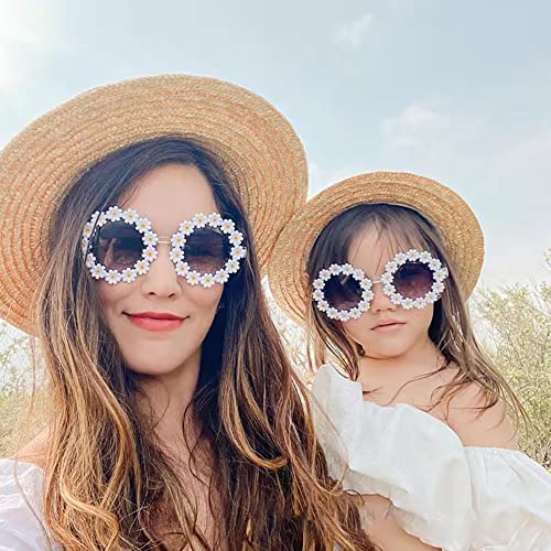 2 Pairs Daisy Sunglasses Round Flower Glasses Novel Floral Party Sunglasses Sun Shades Eyewear for Mum and Daughter2