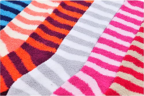 Image of ToBeInStyle Women's Pack of 6 or 12 Knee High Socks