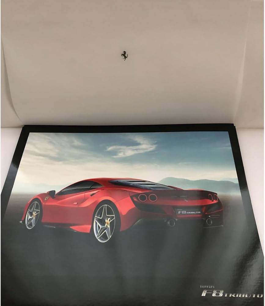 Ferrari F8 Tributo トリブート ポートフォリオ 外装ケース付き