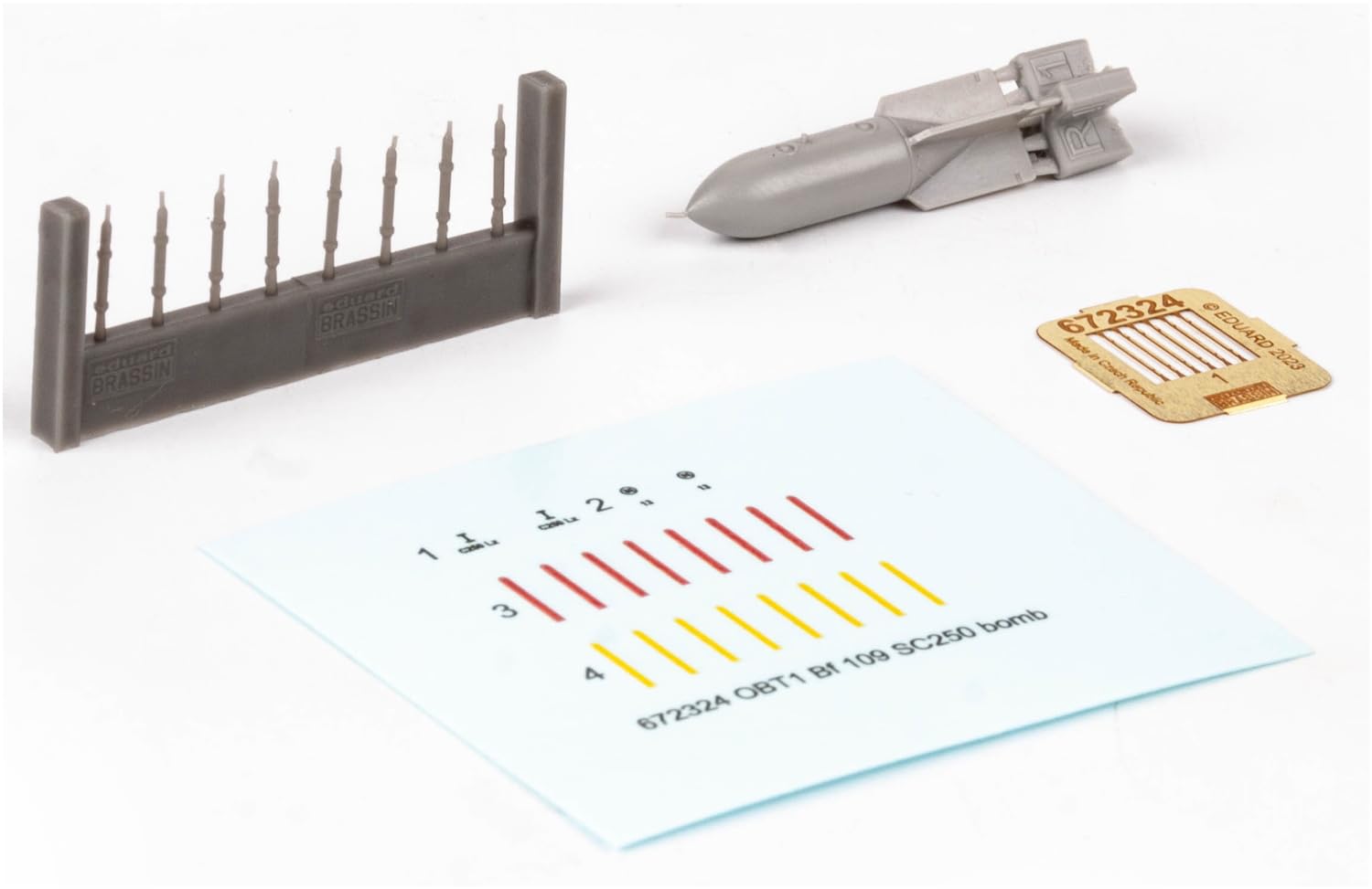 bombwata！ eSAO199 オプション Amazon.com: Eduard Sprue Brothers 1:72 Brassin Print Bf109 SC250