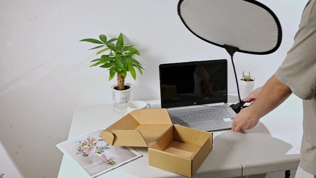 Extra Screen For Laptop Portable 2-Pack Laptop Sun Shades - Adjustable ...